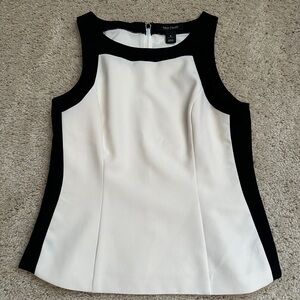 White House Black Market Black Fitted Sleeveless Top size 8 (364)
